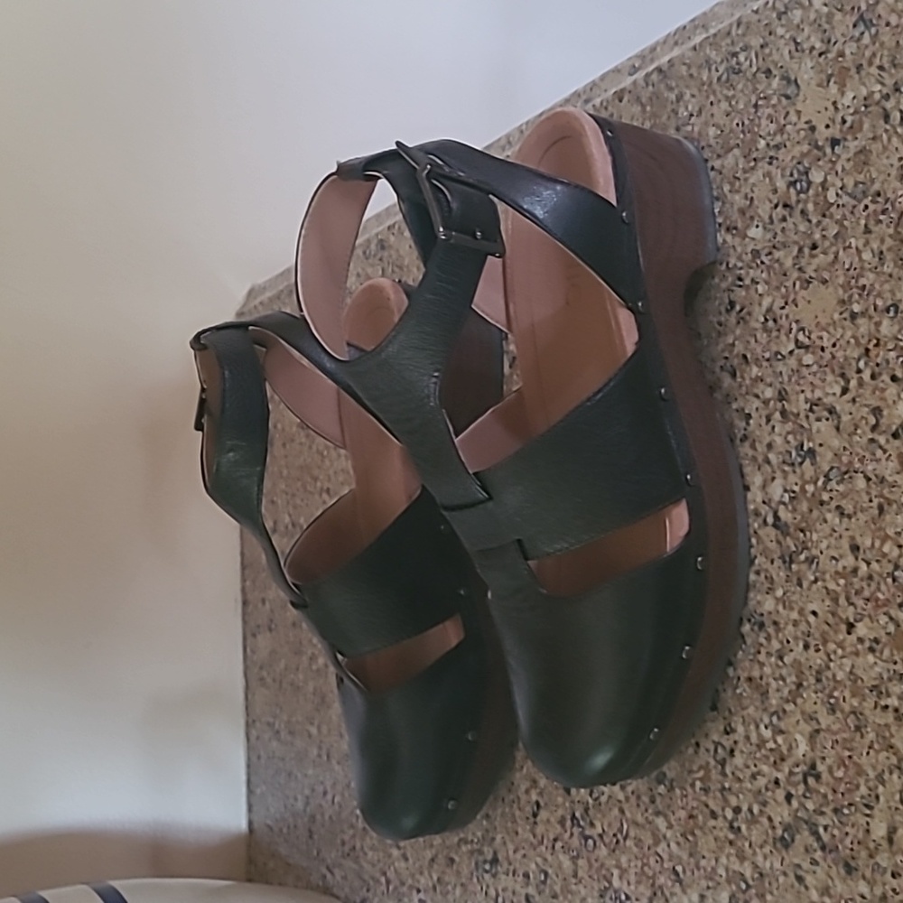 Vionic Faye T Strap Clog - image 3